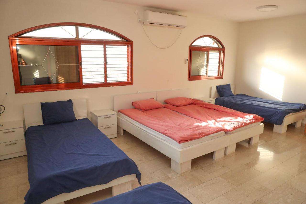 Valentine House * Deir Hanna